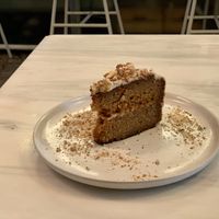 carrot cake at Comoba in Lisbon