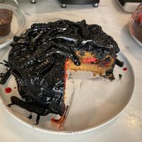 Halloween cake at Comoba in Lisbon