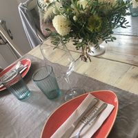 Preciosa decoración de mesas  at Sa Garrofa in Begur