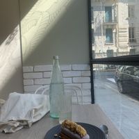 vegan snickers cake   at Amour Patisserie Vegetale in Nice