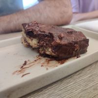 Moelleux noisettes at Amour Patisserie Vegetale in Nice