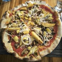 Pizza vegana at Ristorante Pizzeria Cahuita in Cahuita