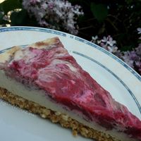 Strawberry "cheesecake" at Levendula Kézműves Fagylaltozó in Szentendre