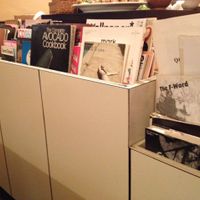 zines and reading materials at Nagi Shokudo in Kamakura