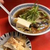 Cold tofu either the traditional Taiwanese sauce ramenn  at TàiLáng ZhōngHuá Lāmiàn in Tainan