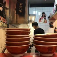 Cooking station at TàiLáng ZhōngHuá Lāmiàn in Tainan