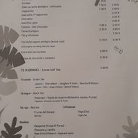 Hot beverages menu at Almazen Cafe in Sevilla
