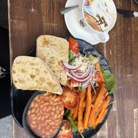 Vegan Irish breakfast and chai latte with soy milk   at Beanhive Coffee in Dublin