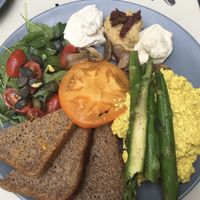 Scrambled tofu  at Relax na Wilczej in Warsaw