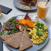 breakfast at Relax na Wilczej in Warsaw