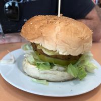 Vegan burguer at Quitapesares Bar in Villena
