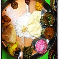 Vegetarian lunch set at Indus Ray in Kobe