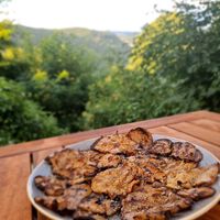 Grilled mushrooms at Kanela & Garyfallo in Ioannina