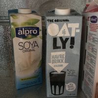 Soy-and oatmilk at Mjølfjell UH in Voss