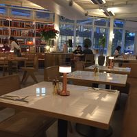 Super fancy dining area at Bills in Fukuoka