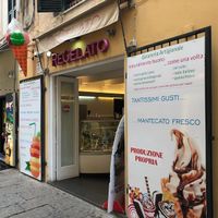 entrance at Regelato Gelateria Artigianale in Alghero