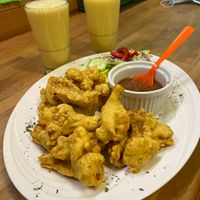 Vegan mango lassi and Gobi Pakora at Veggie House in Bremen