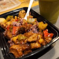Sweet and Sour Chicken, Cashew Chicken, Beans and Rice, and a Mango Matcha Smoothie. Mind blown 🤯 at Mathilda's in Oshawa