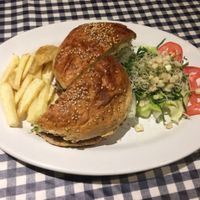 hamburguesa girasol de soya at Girasol in Tepic