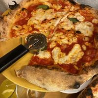 Pizza margarita vegano  at Mano a Mano in Cartagena