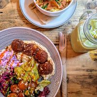 Falafel bowl and Mac& cheese at Gaard Coffee Hide in Sheffield