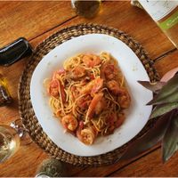 MARE E MONTI: pasta with fresh tomato sauce, shrimp and mushrooms $14  at Il Capuccino in Puerto Lopez