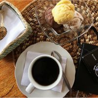 COFFEE: Italian espresso $1.9 l American $1.5 ITALIAN GELATO: ice cream portion $1.5 at Il Capuccino in Puerto Lopez
