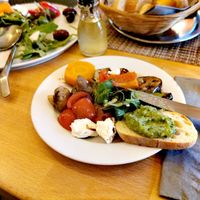 Fresh pesto at Fratelli Miccoli - Huckelrieder in Bremen