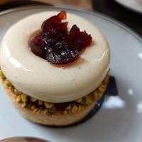 Pistache cherry! Really good😍 at Zoï Kitchen - La Boutique in Lyon