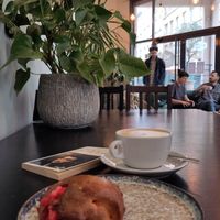 Indoors (and brioche with Lyon pralines) at Zoï Kitchen - La Boutique in Lyon