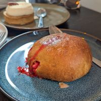 Brioche a la praline at Zoï Kitchen - La Boutique in Lyon