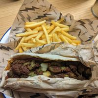 Vegan dürum (25k COP) - 4/5

Fries (8k COP) - 4/5 at German Street Food in Medellin