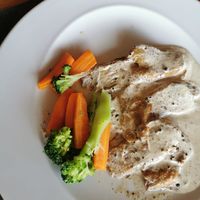 Seitan steak in pepper sauce at Safari in Portimao