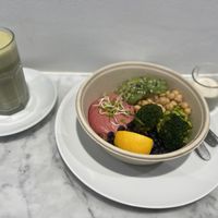 Protein bowl at Superfood & Organic Liquids in Berlin
