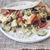 Vegan Wrap with chickpeas and vegetables   at Happy Green Food in Saint-raphael