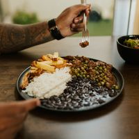 almoço vegano de segunda a sexta! at Padaria Brasil in Pelotas