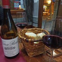 Pan y vino at Geltoki in Zarautz