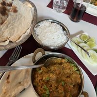 Palak peas and naan  at 3 Idiots The Veggie Hub in Pattaya