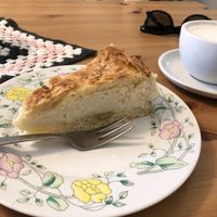 🐝  at Café Loyal in Siegburg