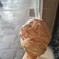 Croccantino and pistachio ( both vegan) at Gelateria Gnam Gnam in Padua