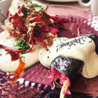 Rollo con lentejas at Lo de Ponxe En El Kinto Pino in Valencia