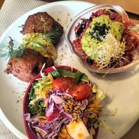  at Lo de Ponxe En El Kinto Pino in Valencia