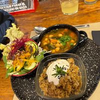 Quinoa wok with fennel and mushrooms + Chickpea stew with spinach at Lo de Ponxe En El Kinto Pino in Valencia
