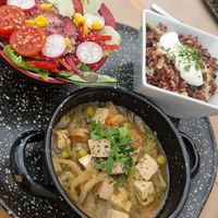  at Lo de Ponxe En El Kinto Pino in Valencia