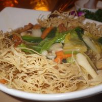 Crispy bee hoon at Eight Treasures Vegetarian 八宝素食馆 in Central Singapore