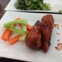 Bbq chick'n wings at A Better Place in Woodbury