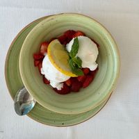 Lemon sorbet with strawberries    at Rosmarino in Taormina