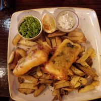 Vegan Fish and Chips : Tofu Fish Fillet, chips, mushy peas, vegan tartar sauce at The Barley Mow in London