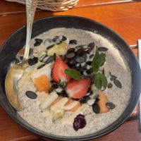Hirse-Bichweizen-Porridge  at Berge in Garmisch Partenkirchen