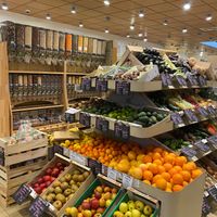Fresh fruit & veg all organic at Naturalia - Bezons in Courbevoie